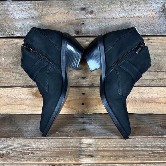 Vince Camuto Ashena Bootie - Black Leather - 6.5 - New without box - Picture 6 of 8